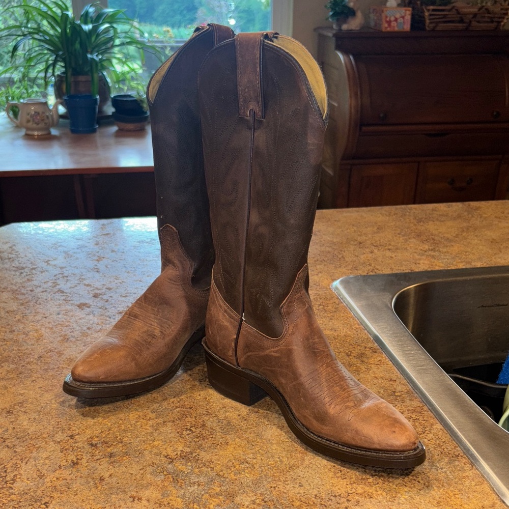 Vintage Wrangler Boots